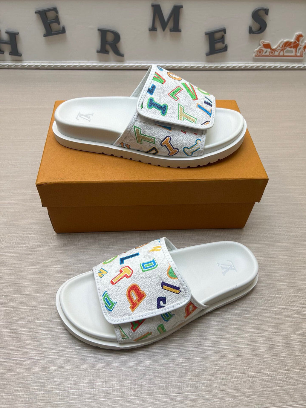 Z5WE247 Popular Slippers