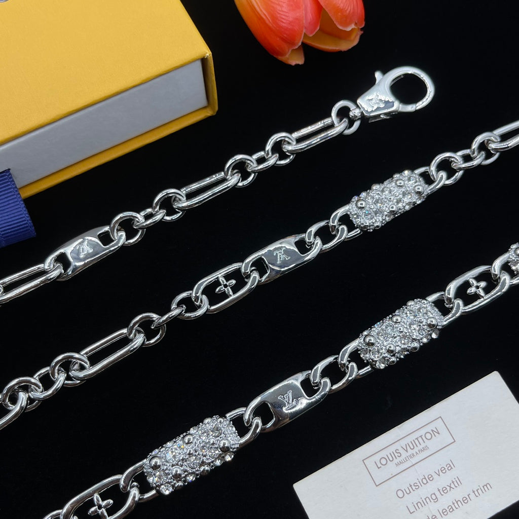 X1Q85E127X Popular Necklace