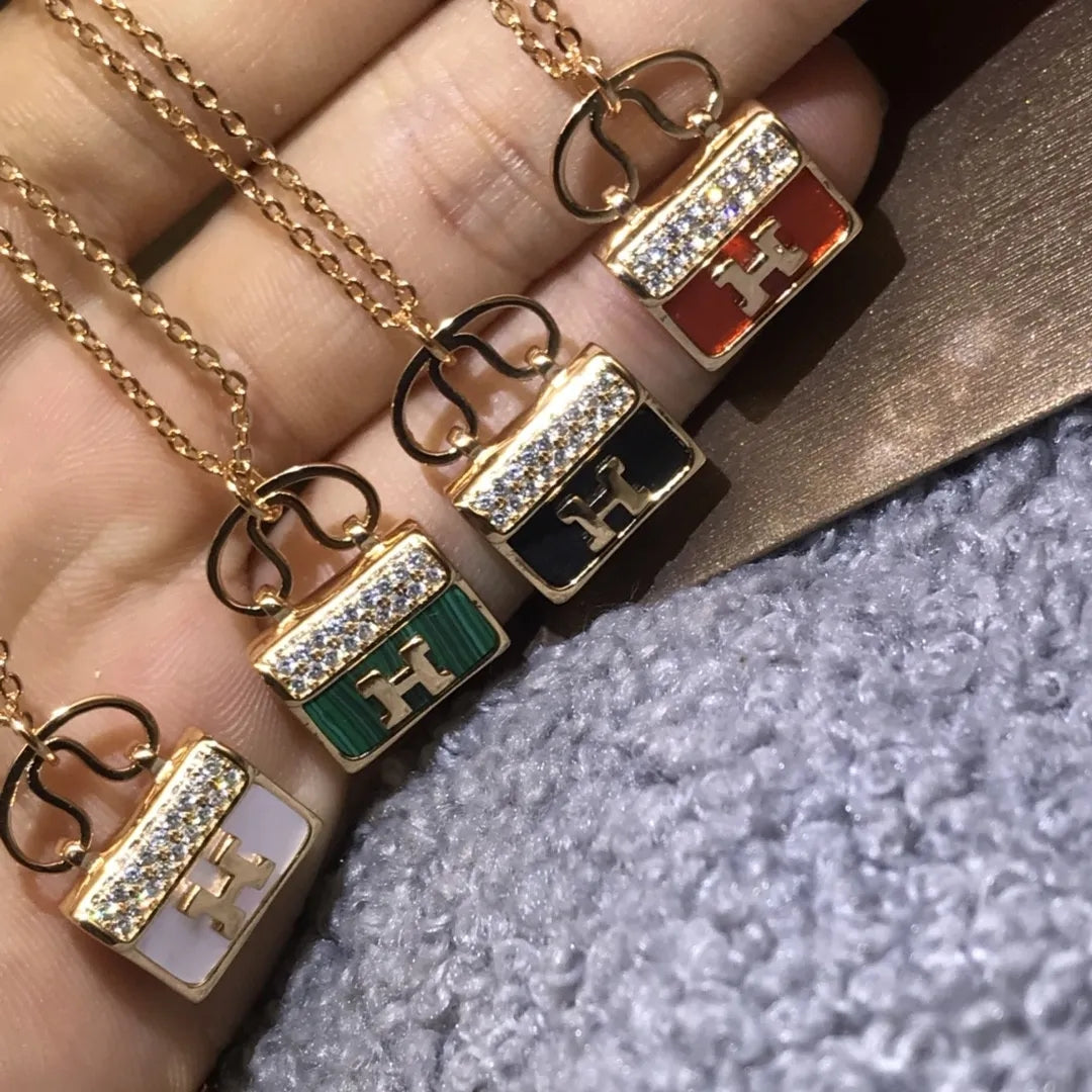 X1Q85H321X Popular Necklaces