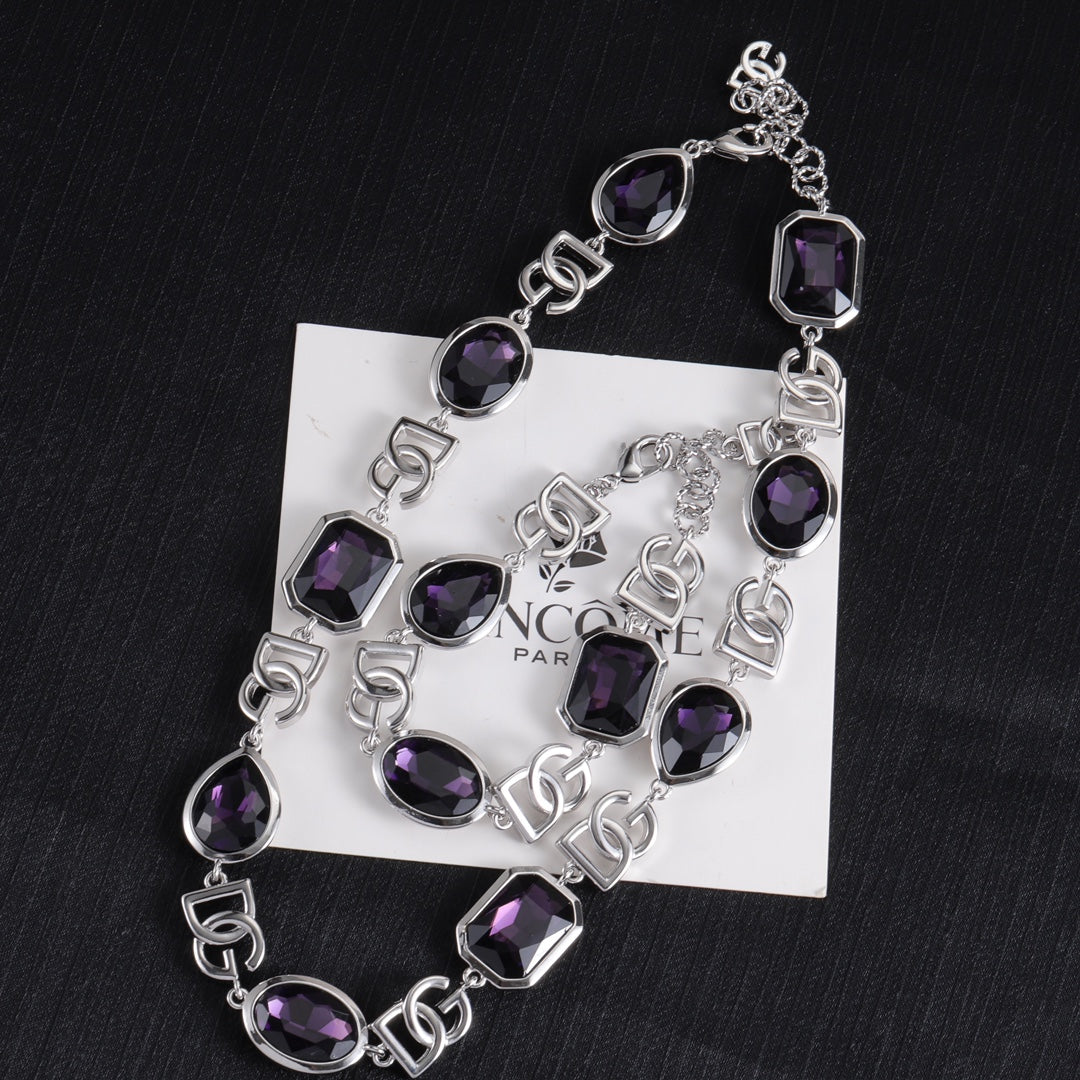 X1R75A7X Popular   Necklaces . Bracelets