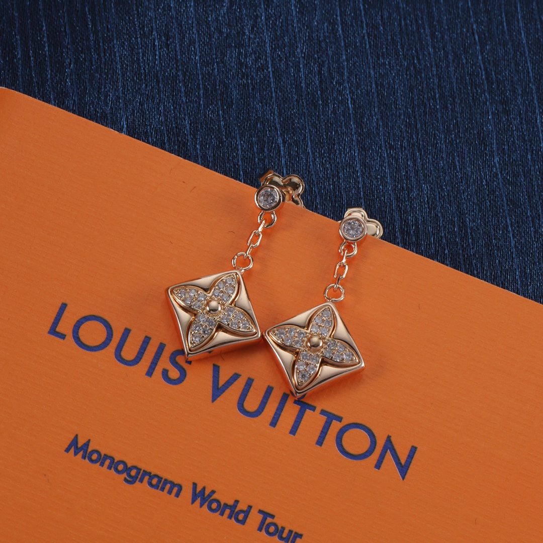 X1N36E67E Popular  Earrings