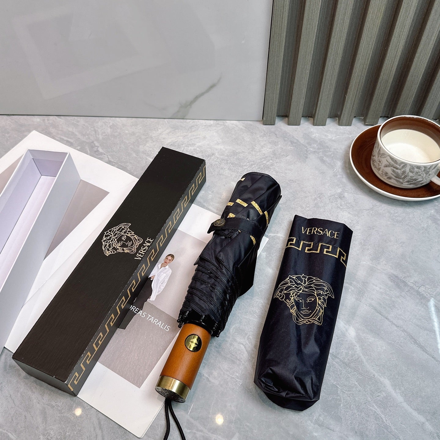 J1R85R112 Popular UV resistant umbrella