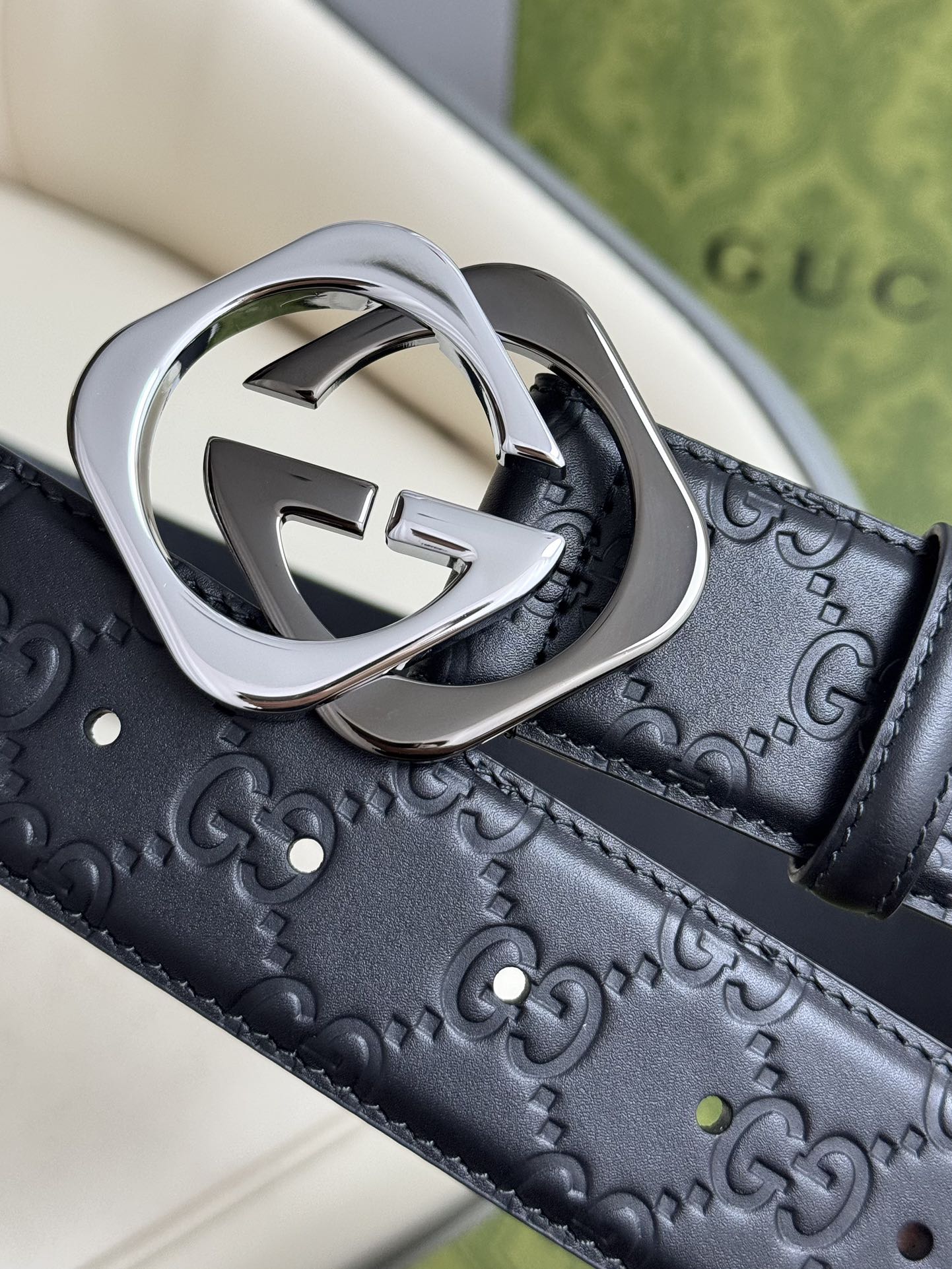 P1Q115B15 Popular High quality belt With full package