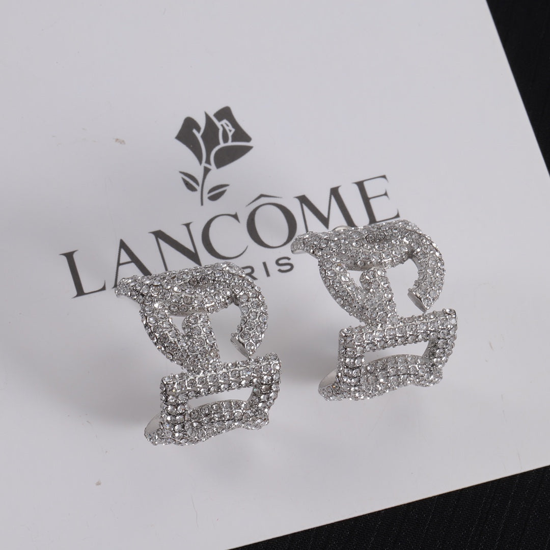 X1Z54A273E Popular  Earrings