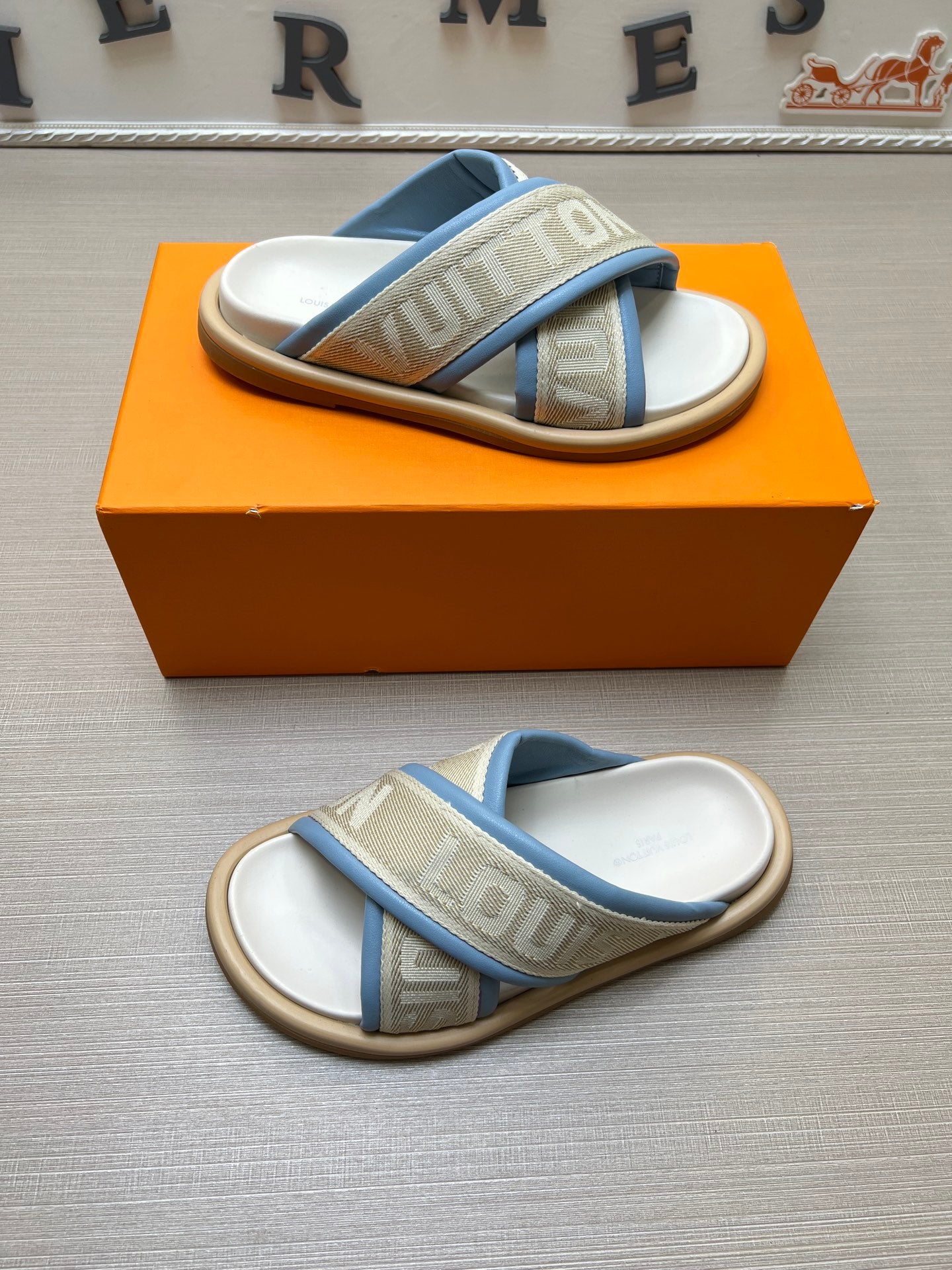 Z5Z35E271 Popular Slippers