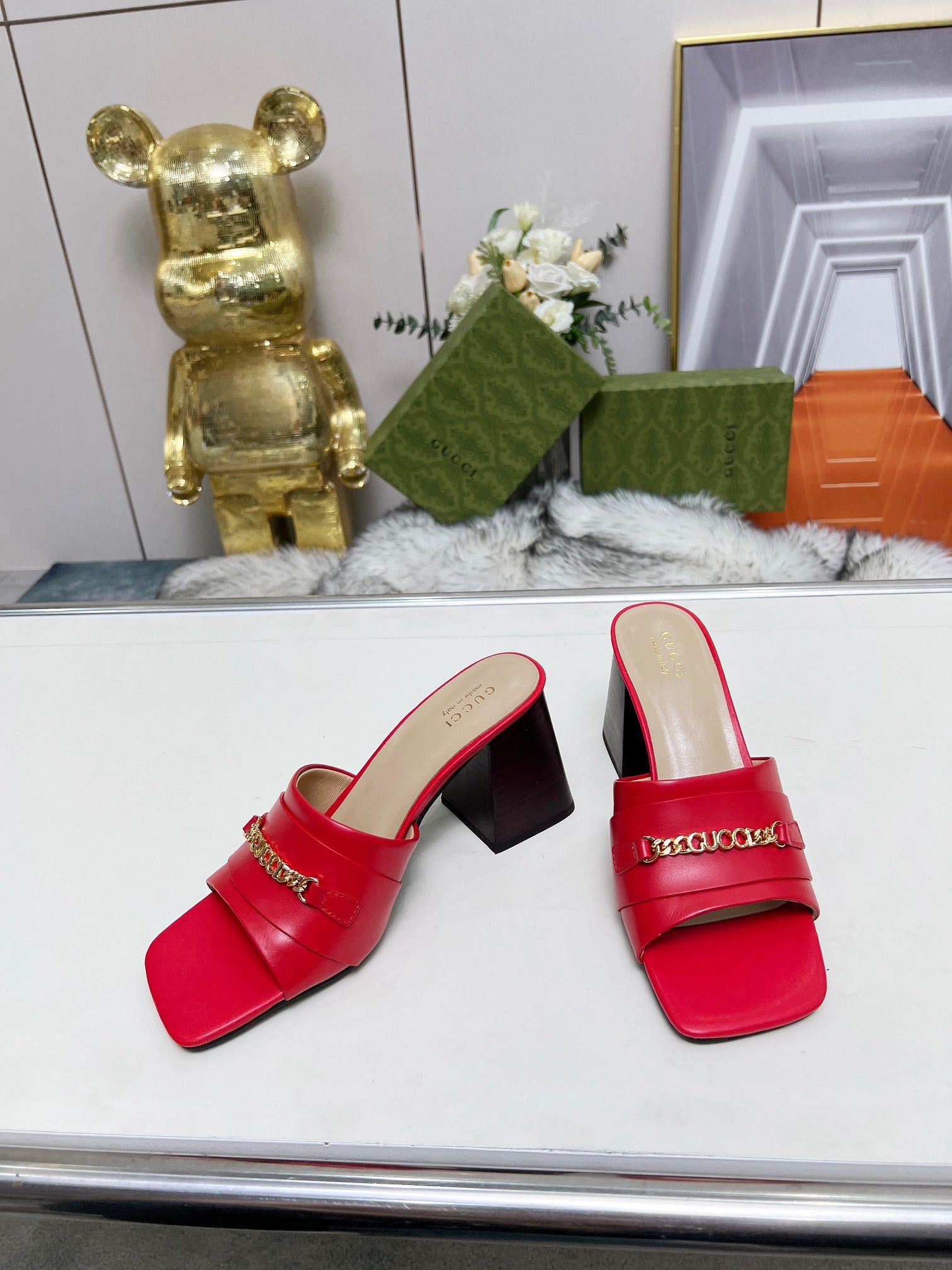 Z2N75B11  Popular leather High heels