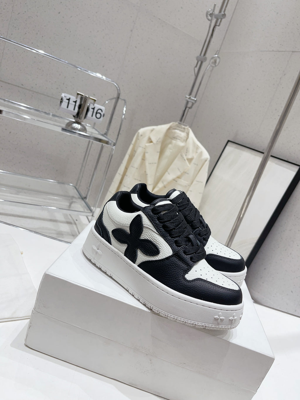 Z1Q105A345 Popular  Shoes