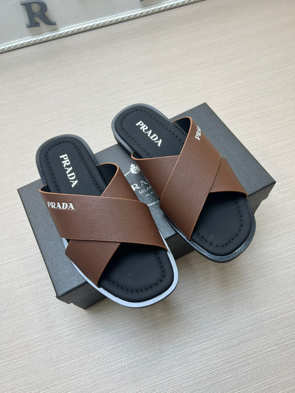 Z5ZPD76 Popular slippers