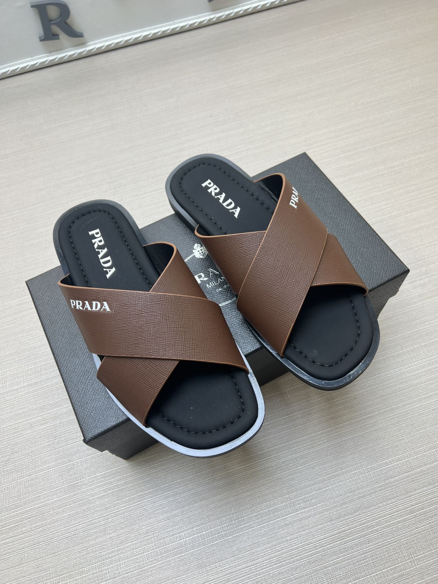 Z5ZPD76 Popular slippers