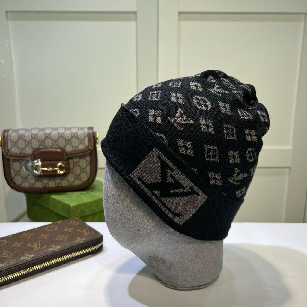 M1R86E53 Popular hats
