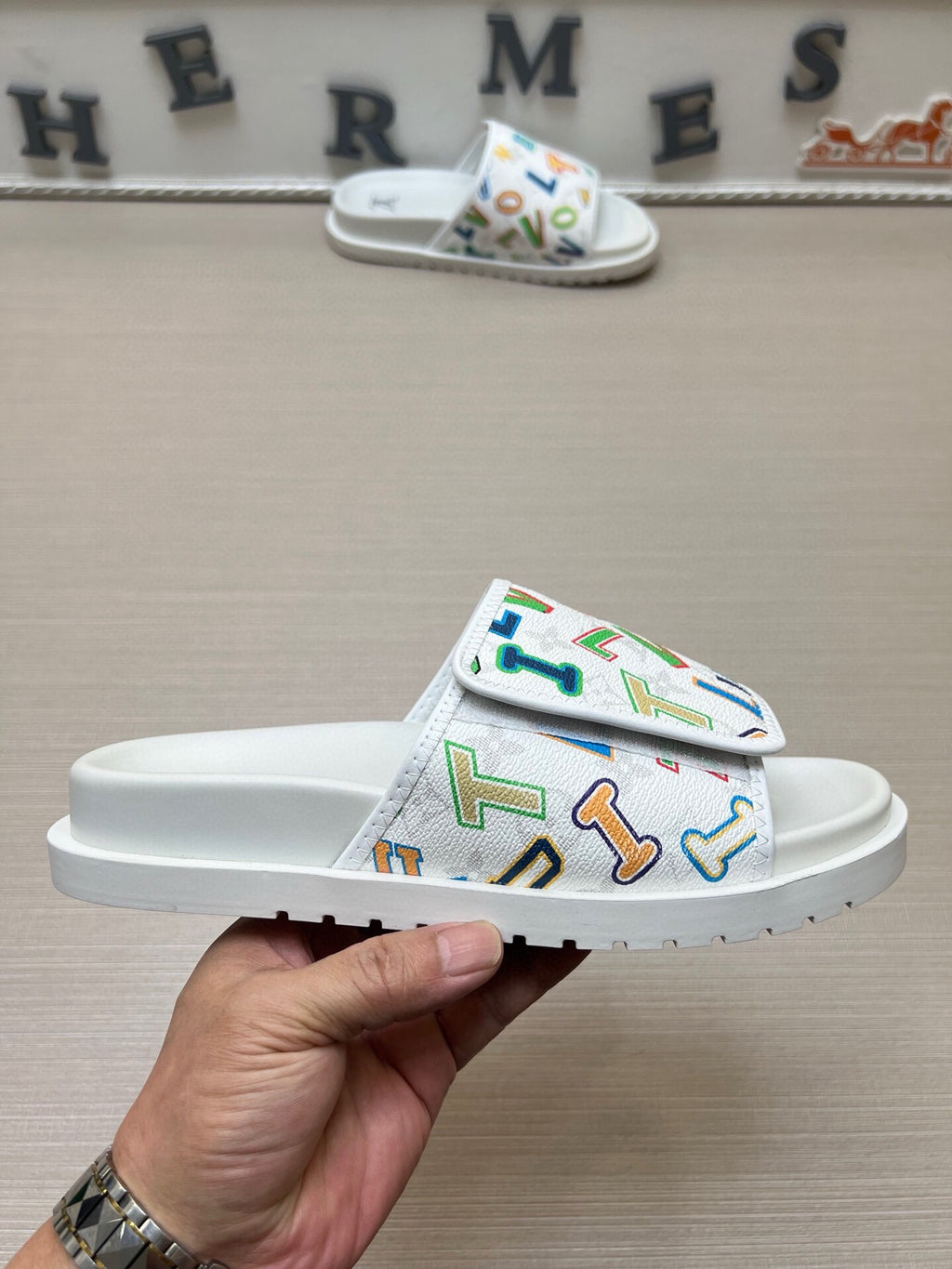 Z5WE247 Popular Slippers