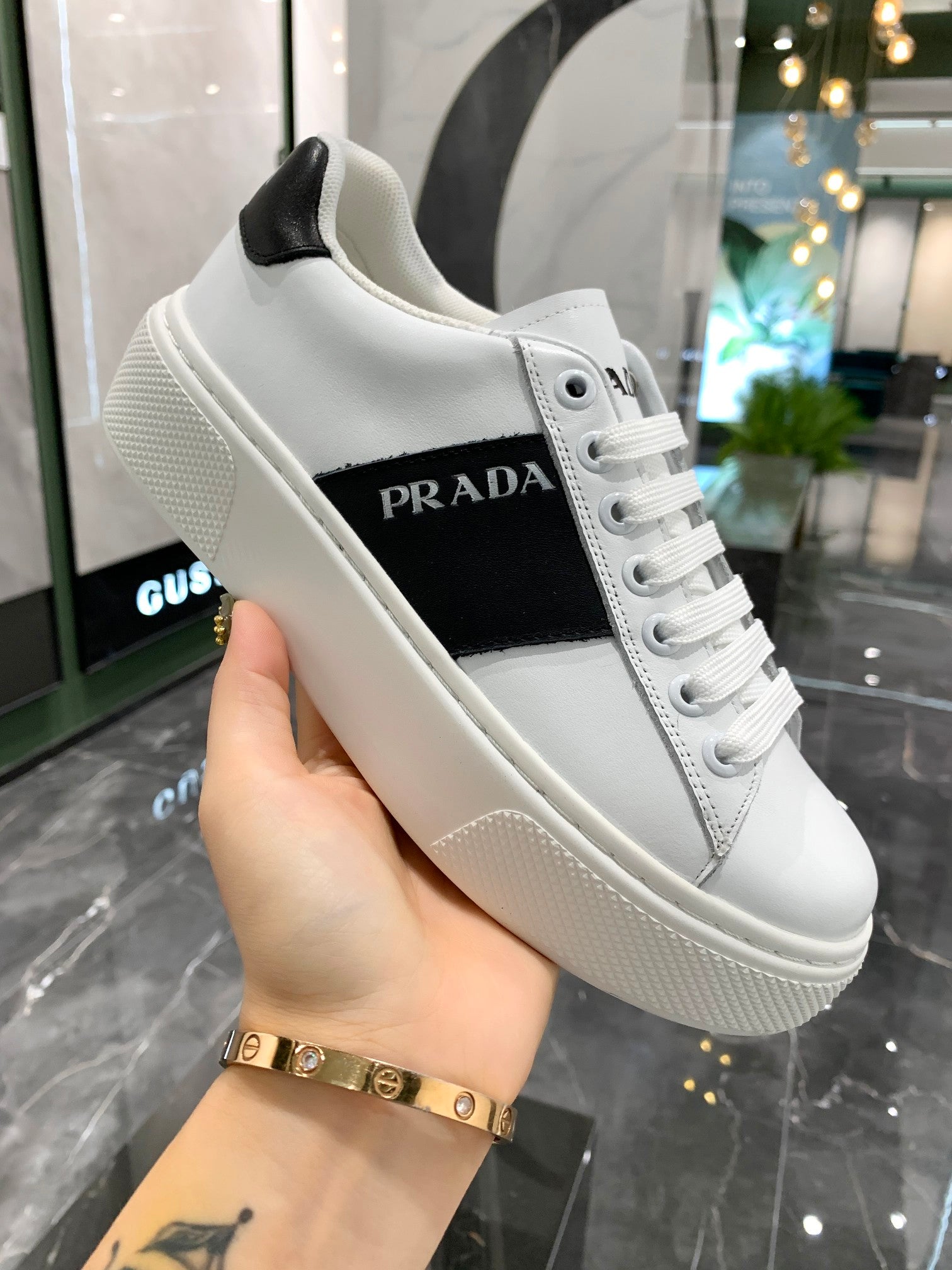 Z2Q105P252 Popular high-quality Shoes