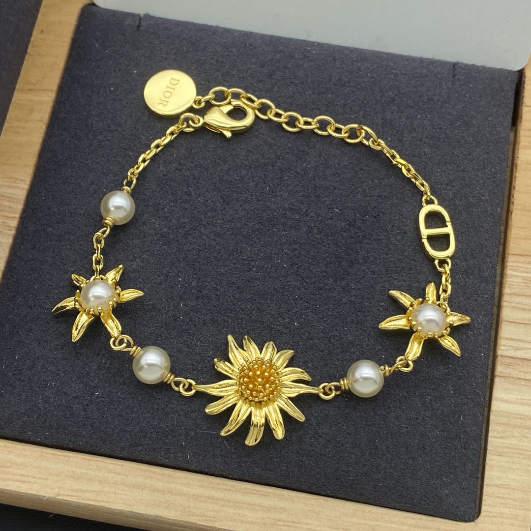 X1N65D10X  Popular Bracelets