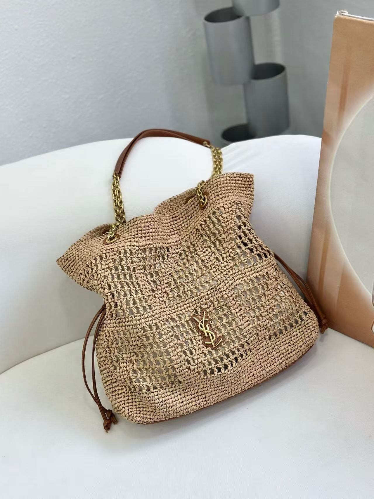 B1P36SL49 Popular woven bag