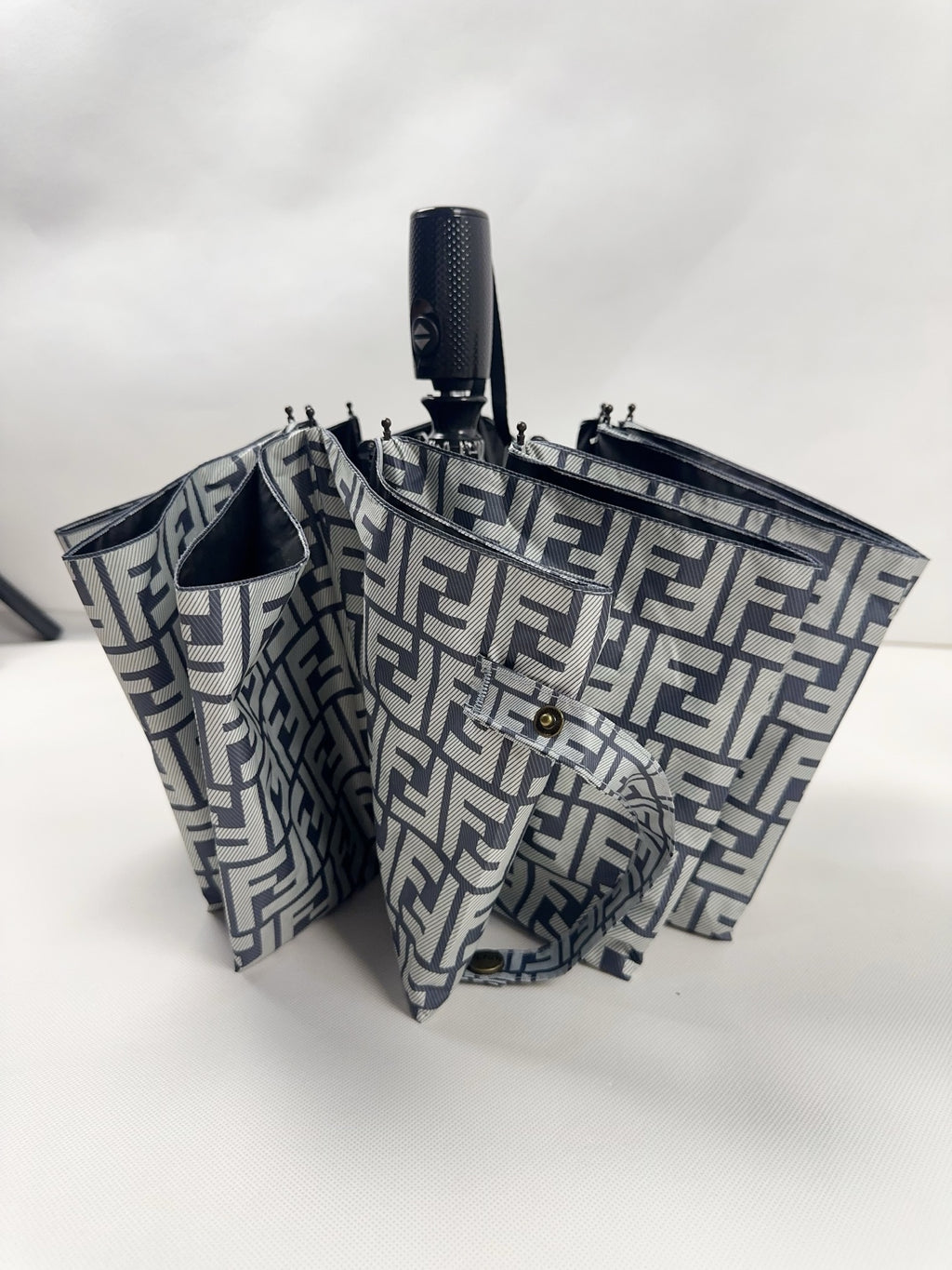 J1R85F99 Popular UV resistant umbrella