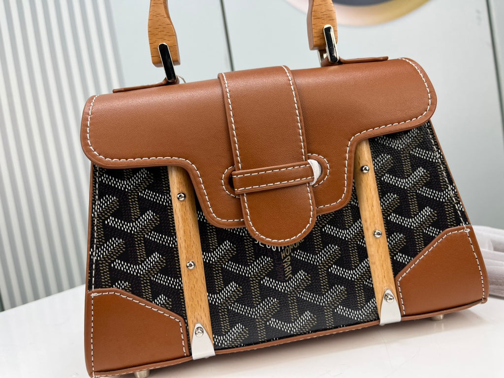 B1N86A10 Popular leather bag