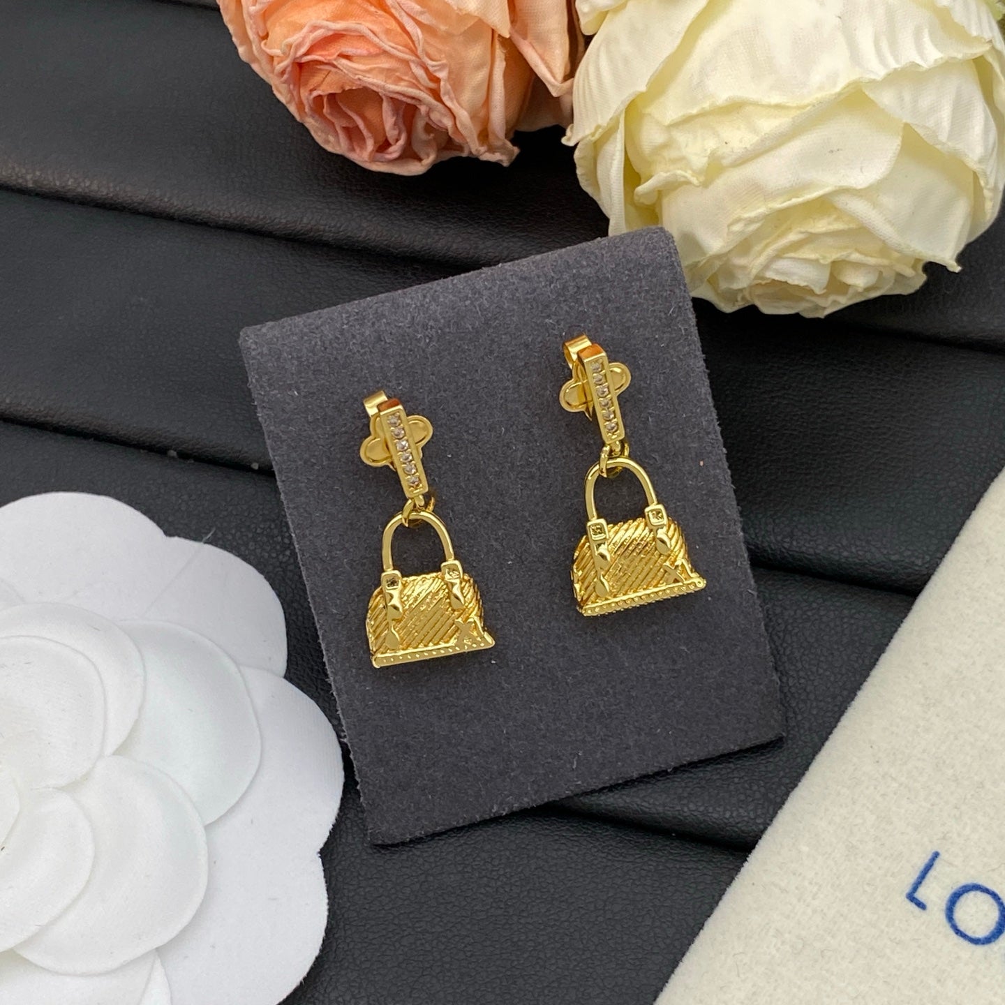 X1Z95E67E Popular Earrings