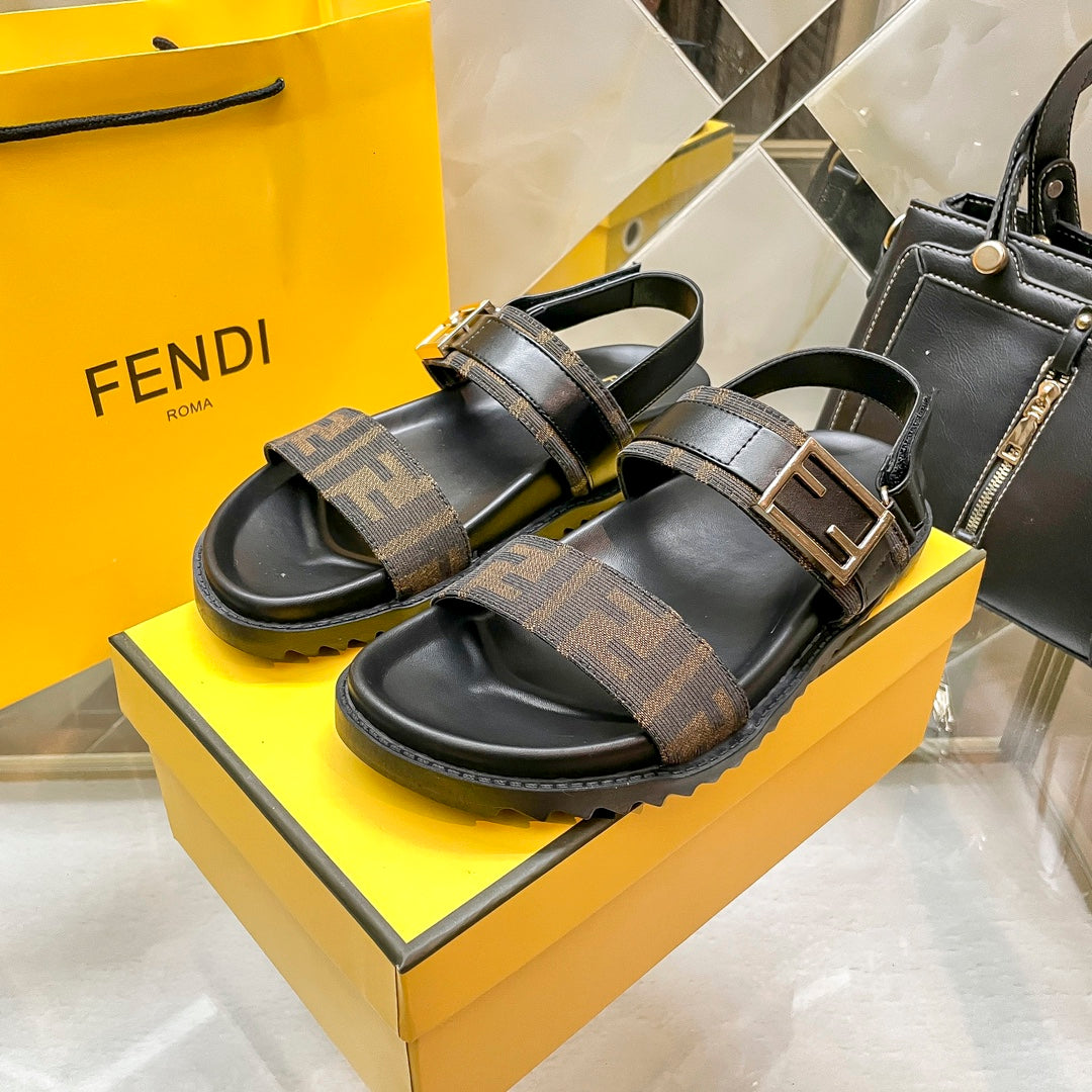 Z1Z54F71 Popular sandals