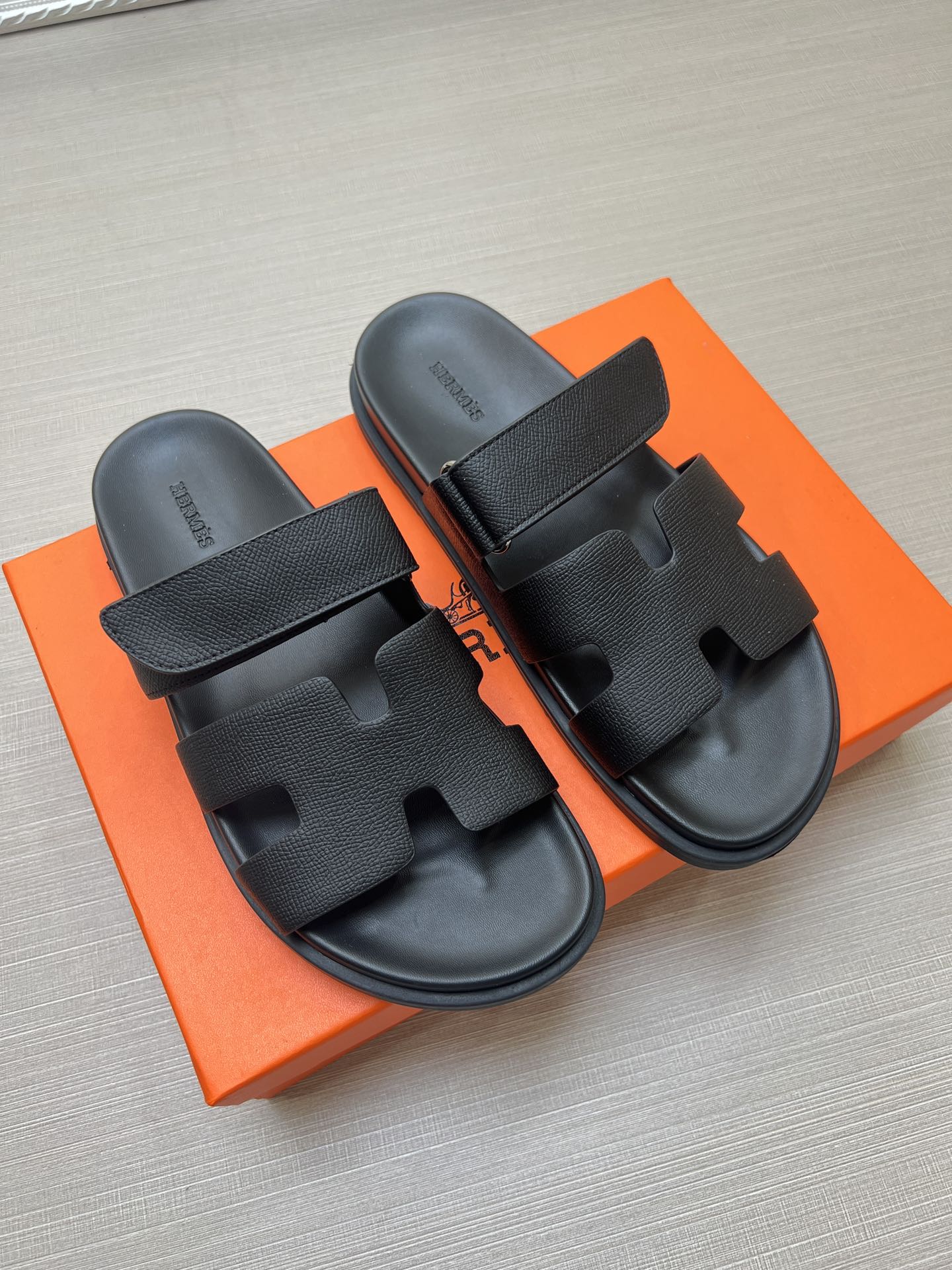 Z5R35H6  Popular Slippers shoes