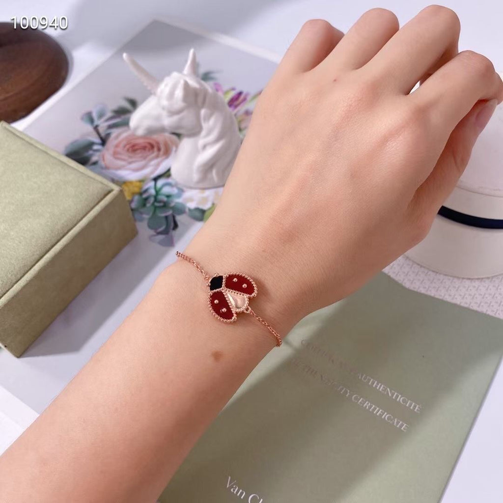 X5X94VA192K  Popular    high quality rings,earrings, bracelets,necklaces