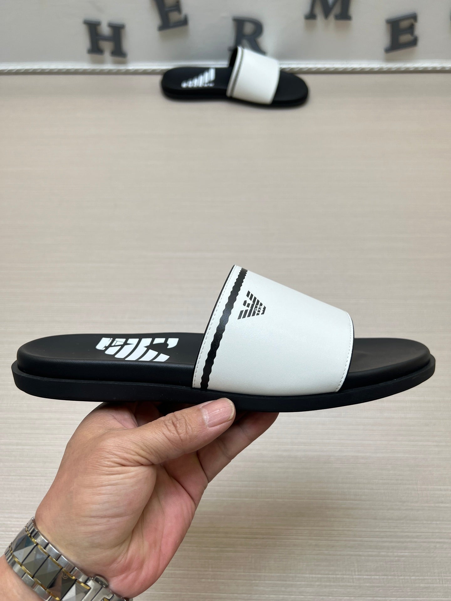 Z5ZA103 Popular slippers