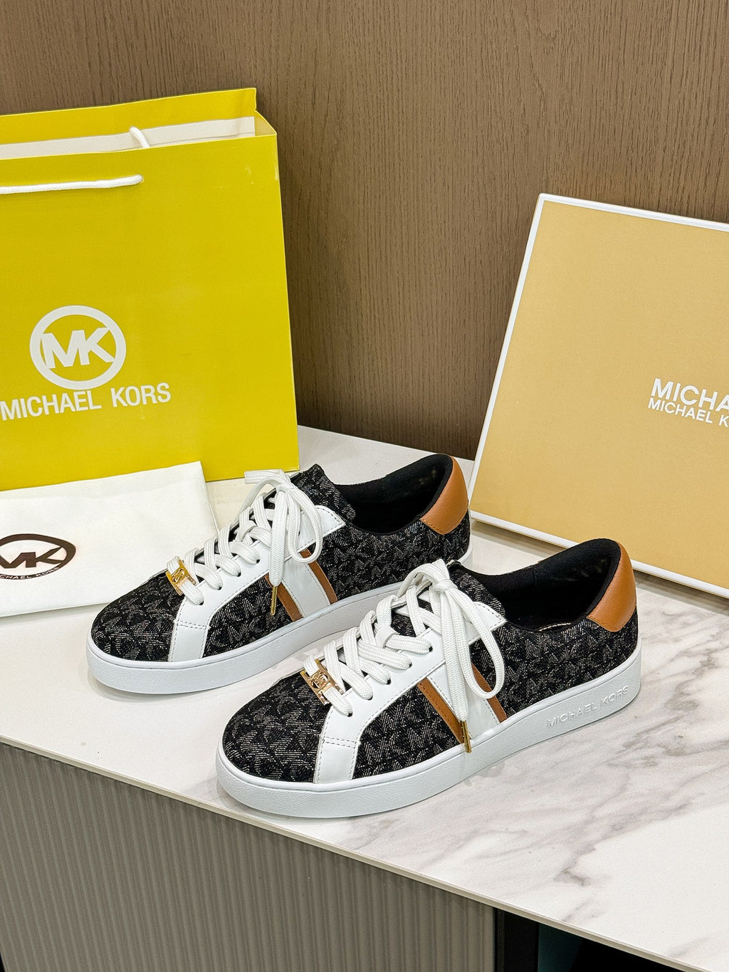 Z2Z85A48 Popular high-quality shoes