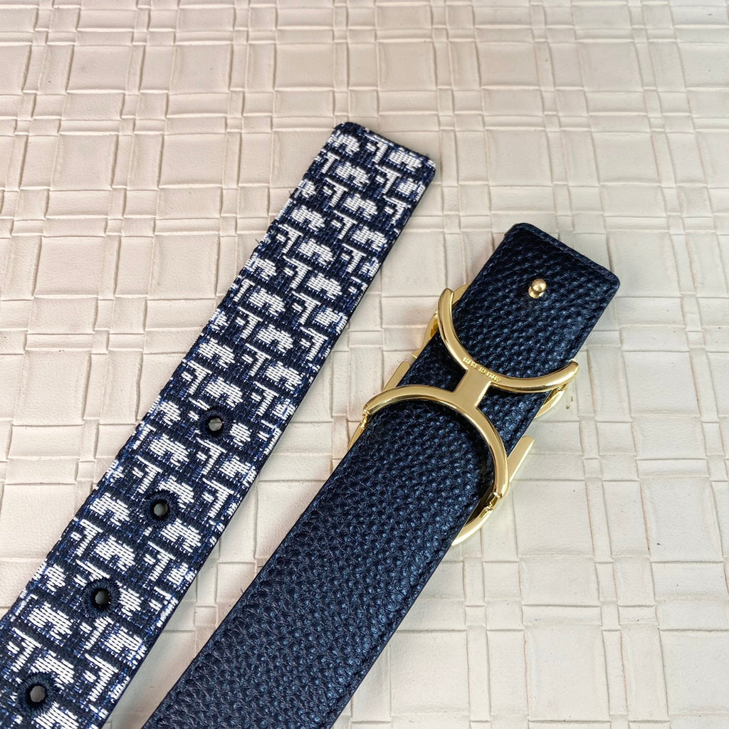 P1Q64D37  Popular    High quality belt With full package