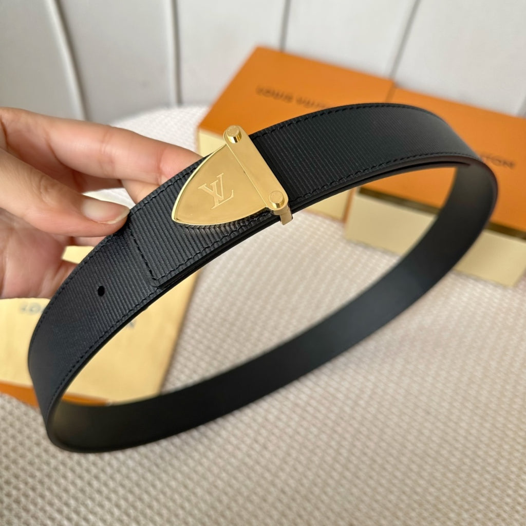 P1Q64E136 Popular  High quality belt With full package
