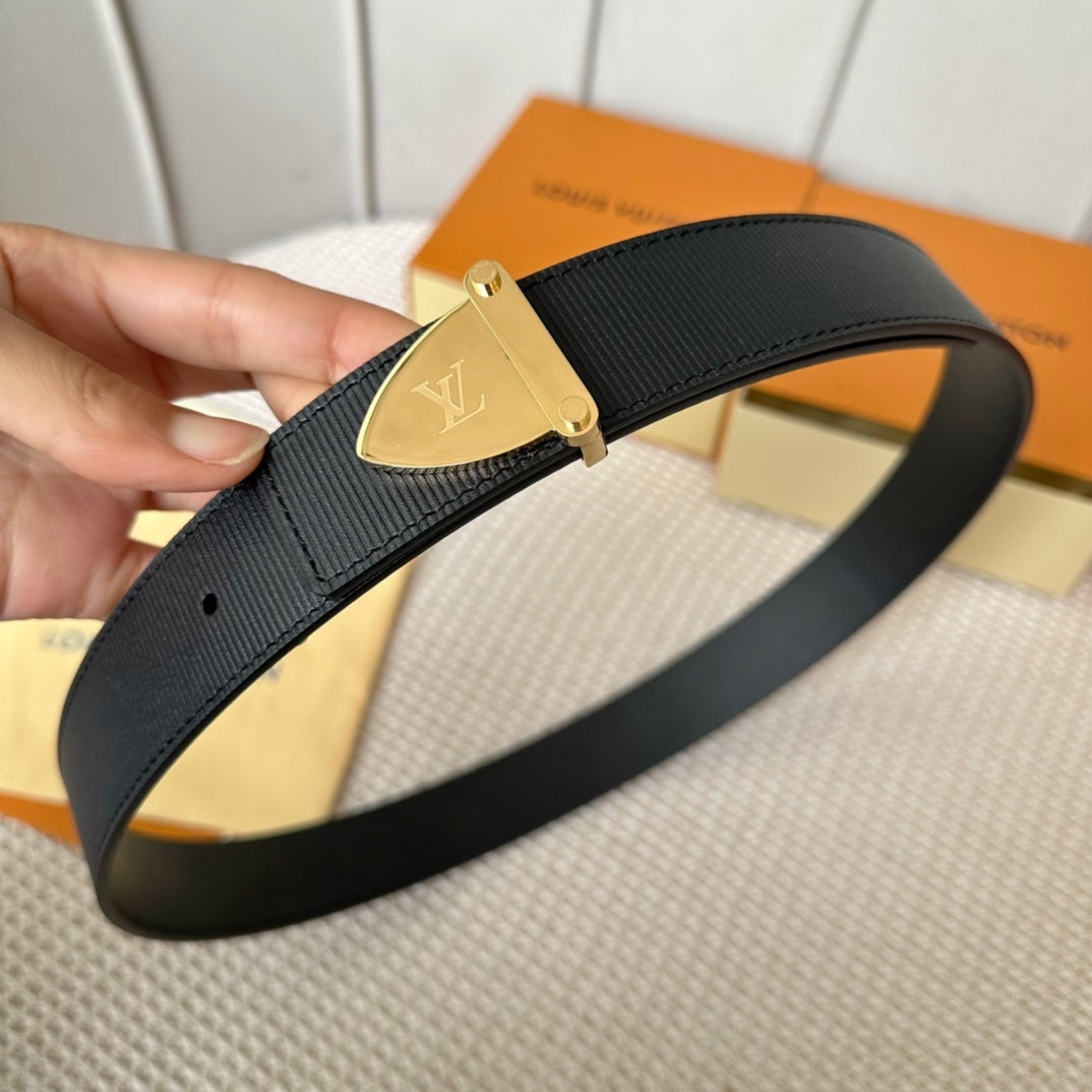 P1Q64E136 Popular  High quality belt With full package