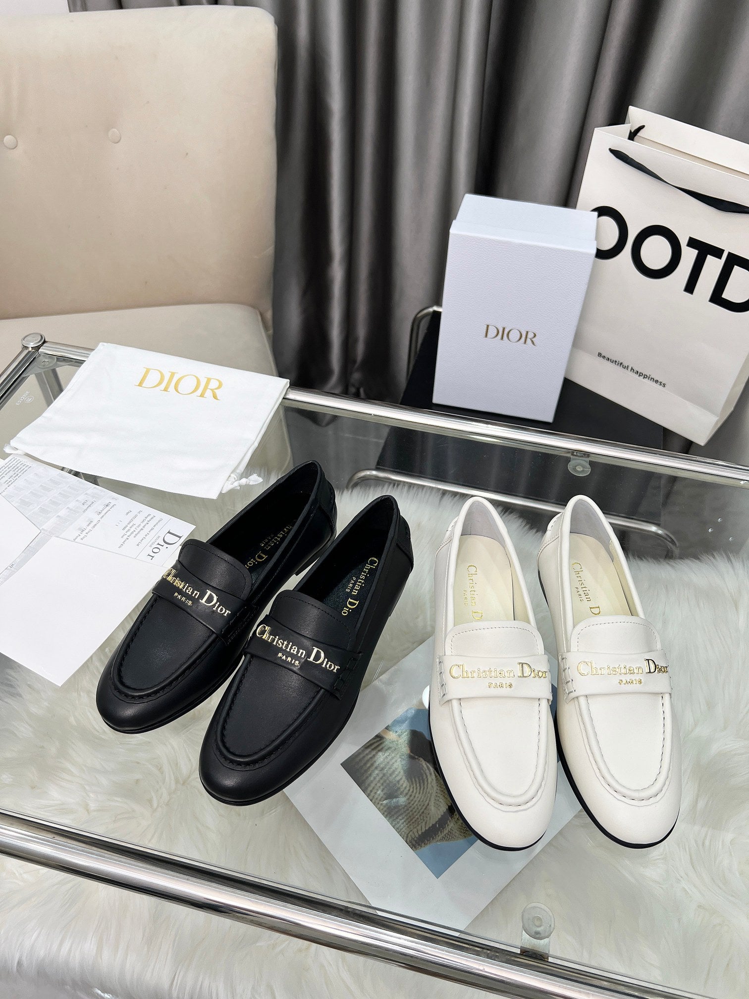Z2Q105D301 Popular high-quality leather Shoes