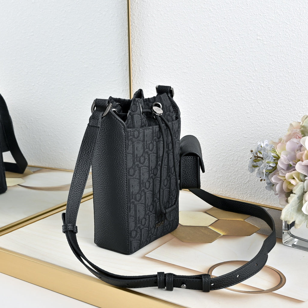 B1P36D82 Popular  bag