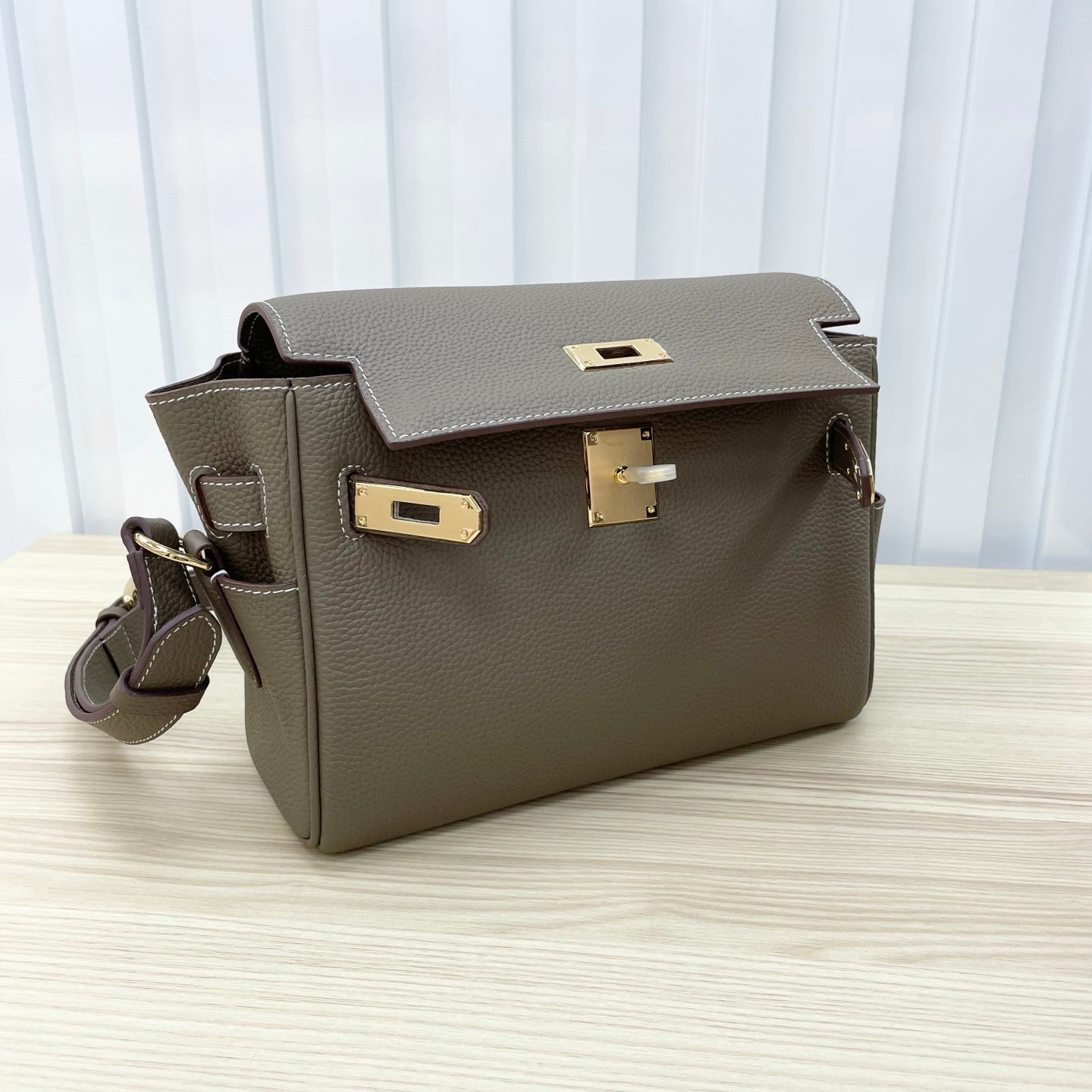 B1R15H4 Popular   leather bag