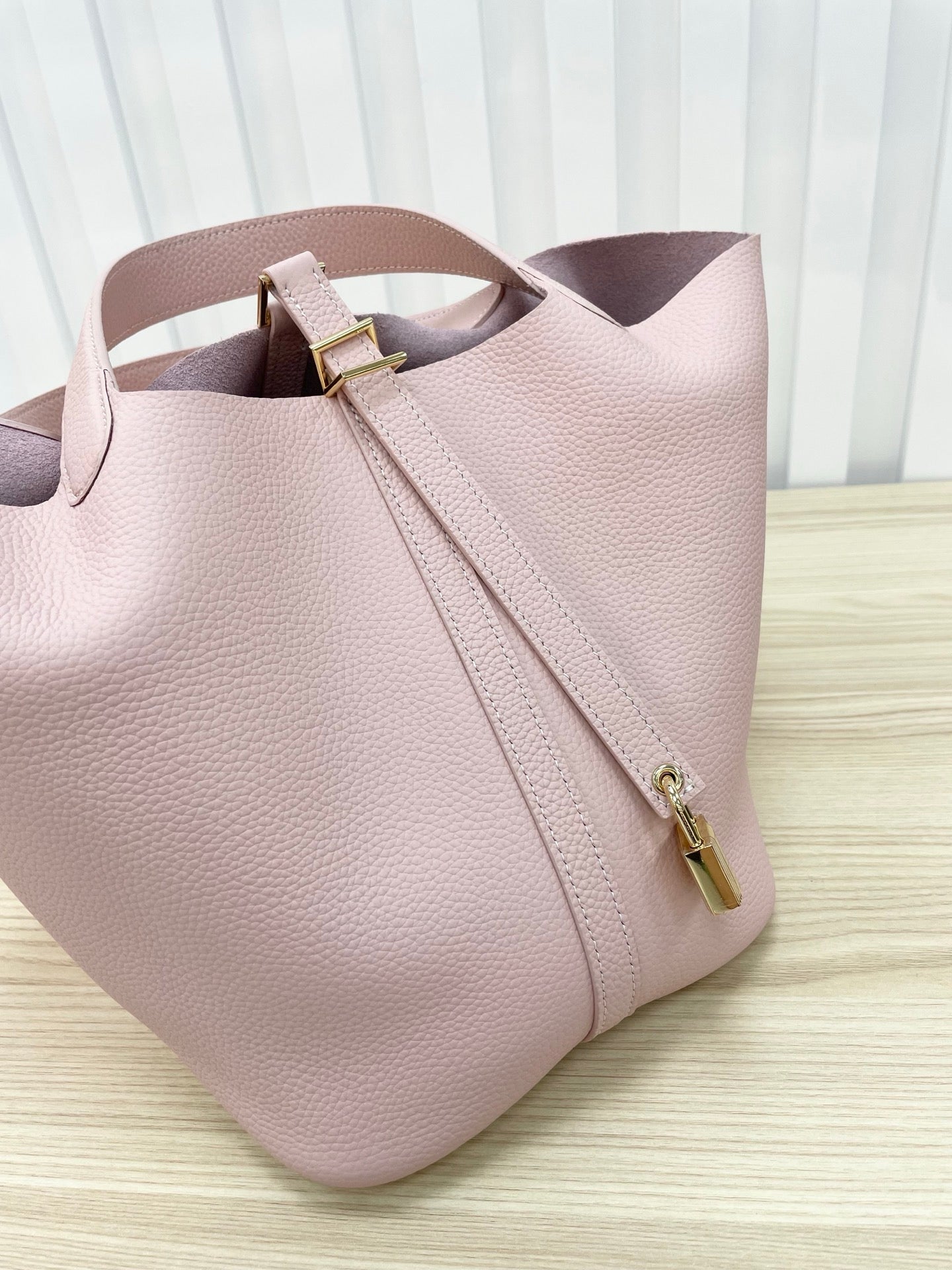 B1R15H6 Popular   leather bag