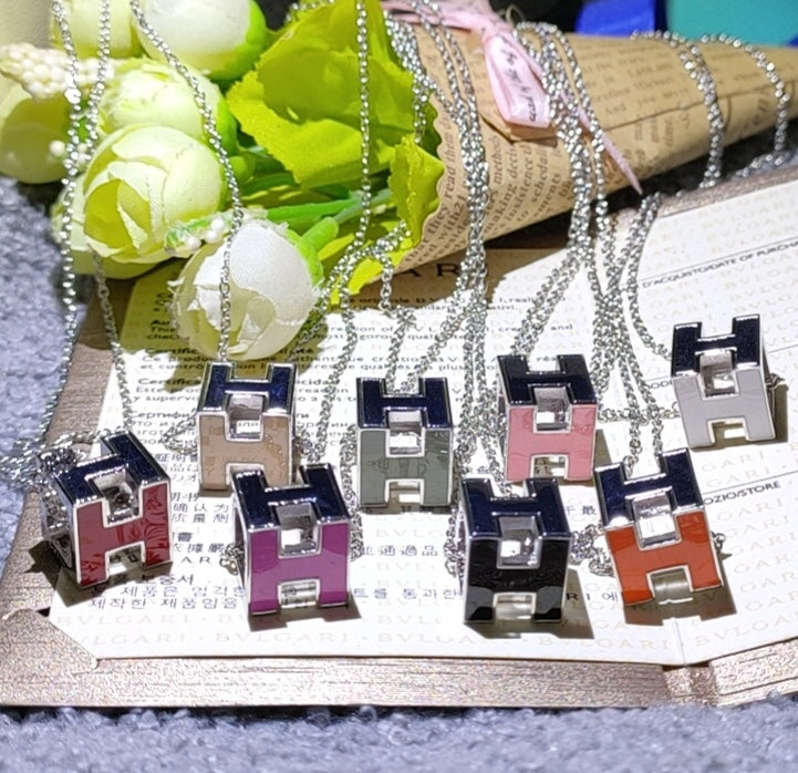 X1Q85H322X Popular Necklaces