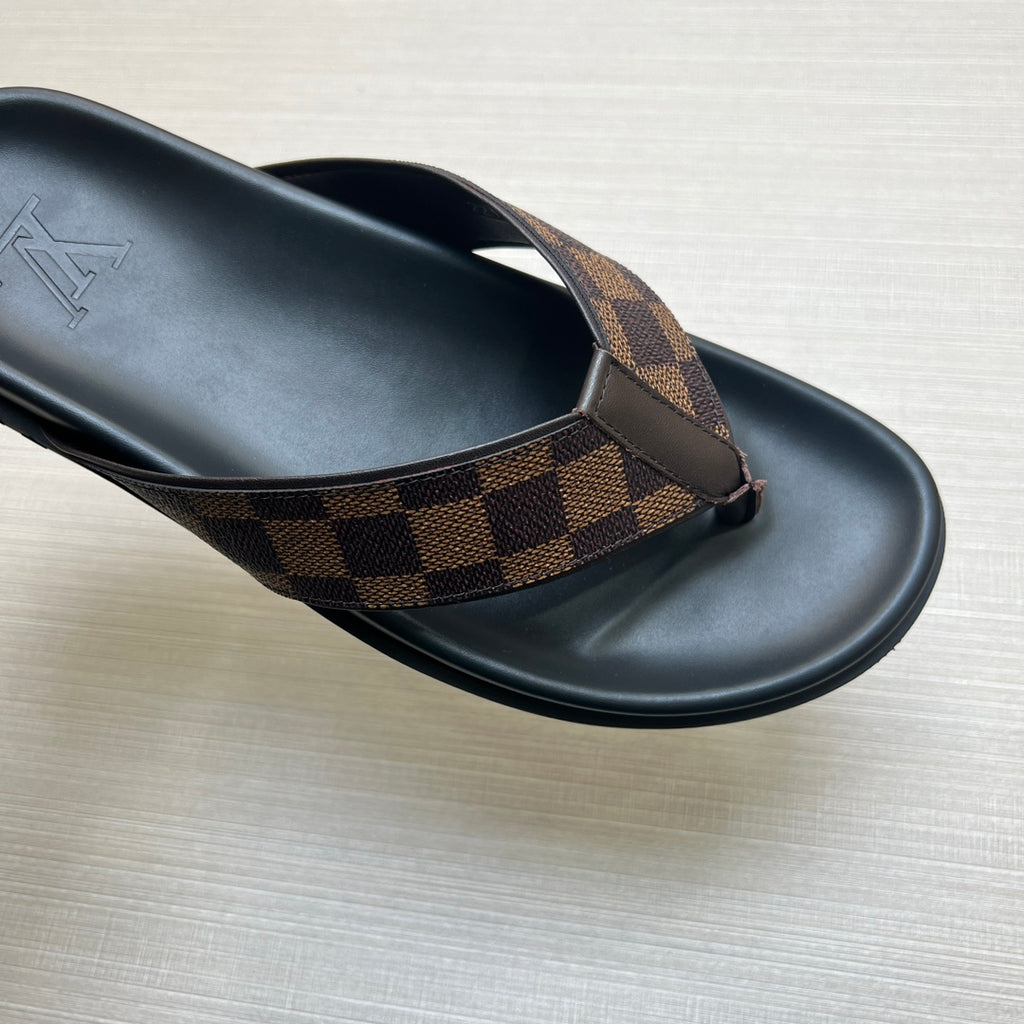 Z5ZE60 Popular slippers