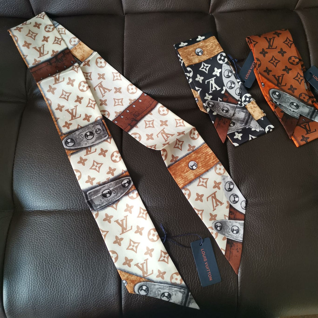 W1Z25E179 Popular Silk Scarve