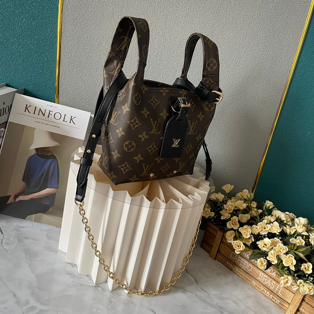 B1X34E274 Popular   leather bag 