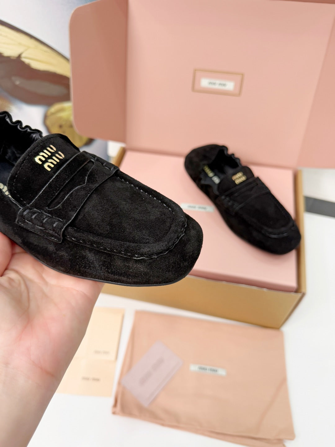 Z2P36A53 Popular high-quality leather Shoes