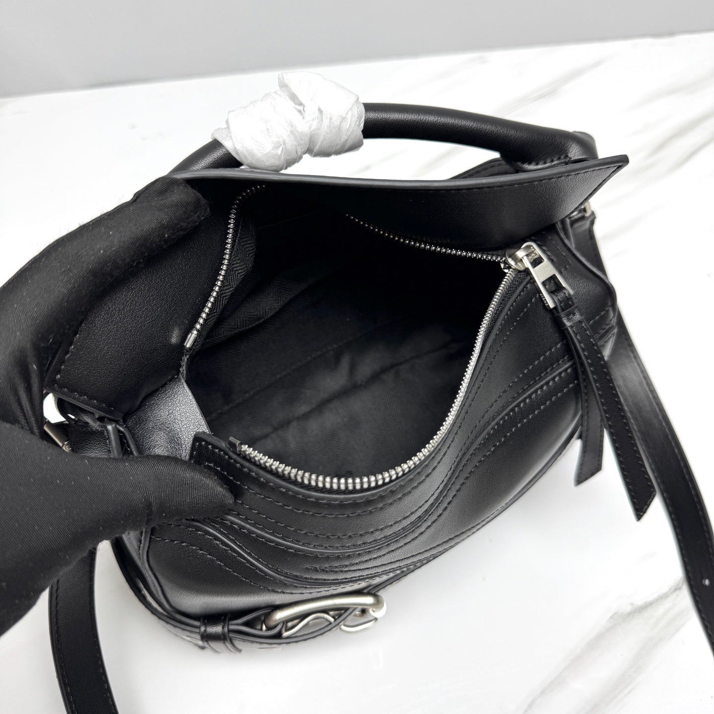 B1R15A149 Popular leather bag