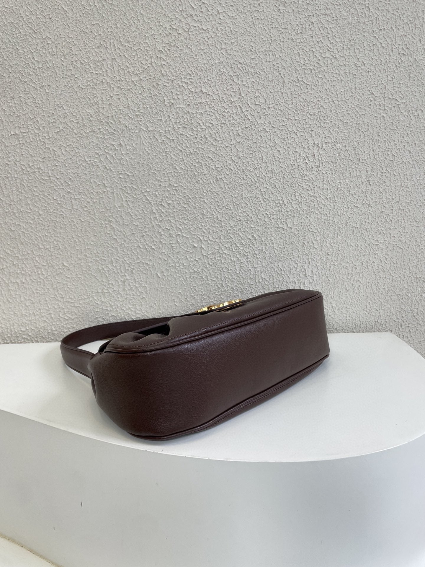 B1X64CL452 Popular  leather bag