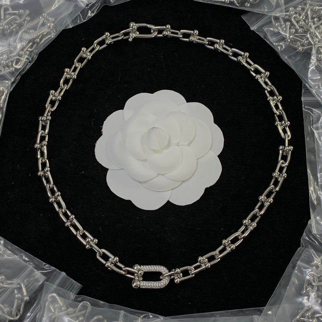 X1X54T31X  Popular    Earring Bracelets Necklaces