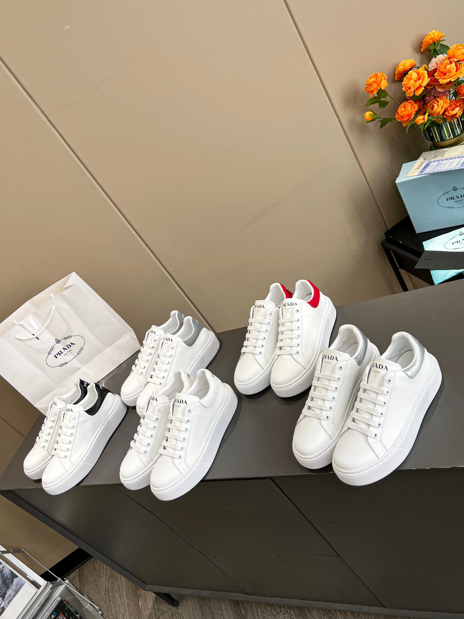 Z2Q105P251 Popular high-quality Shoes