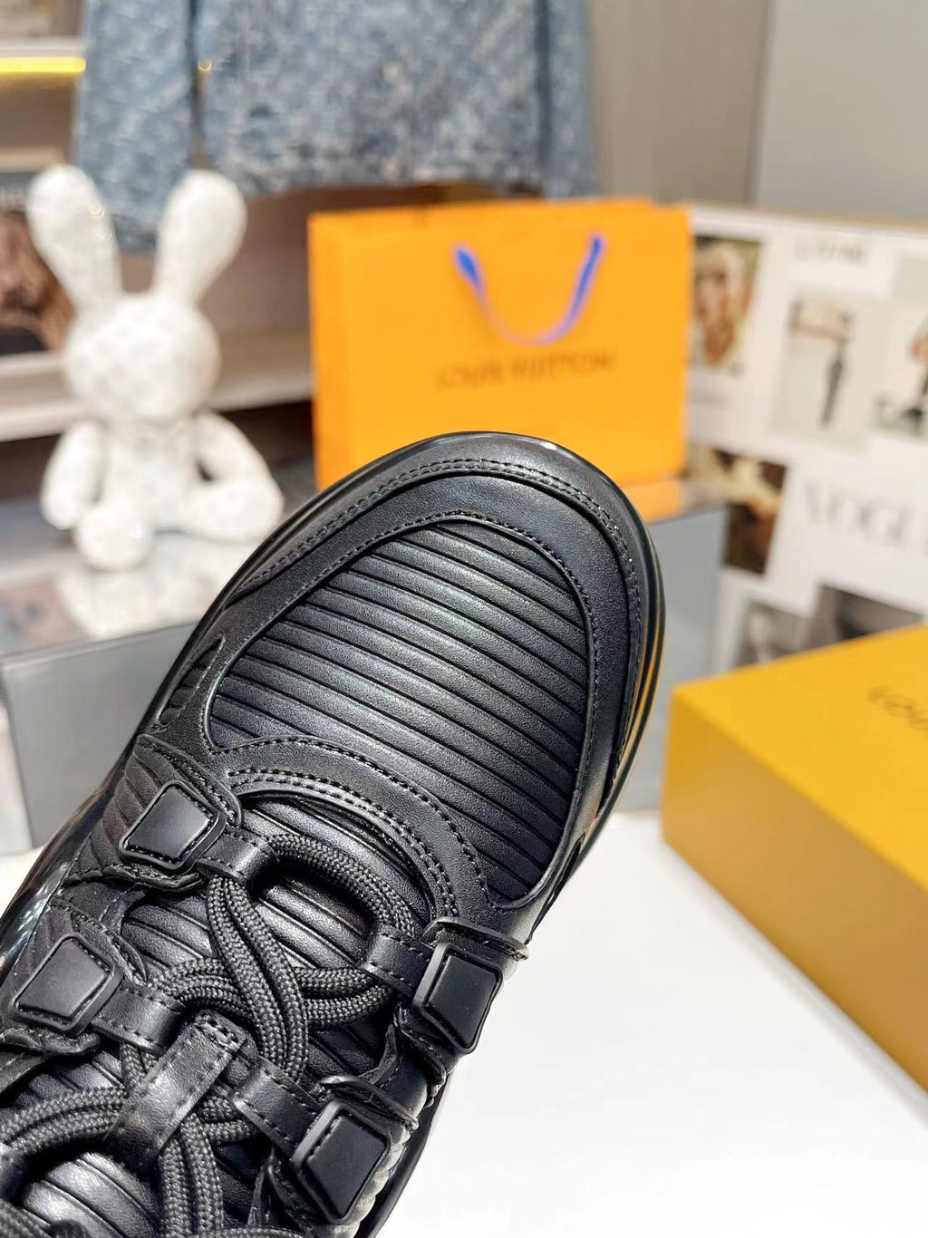 Z2Q95E180  Popular high-quality Shoes