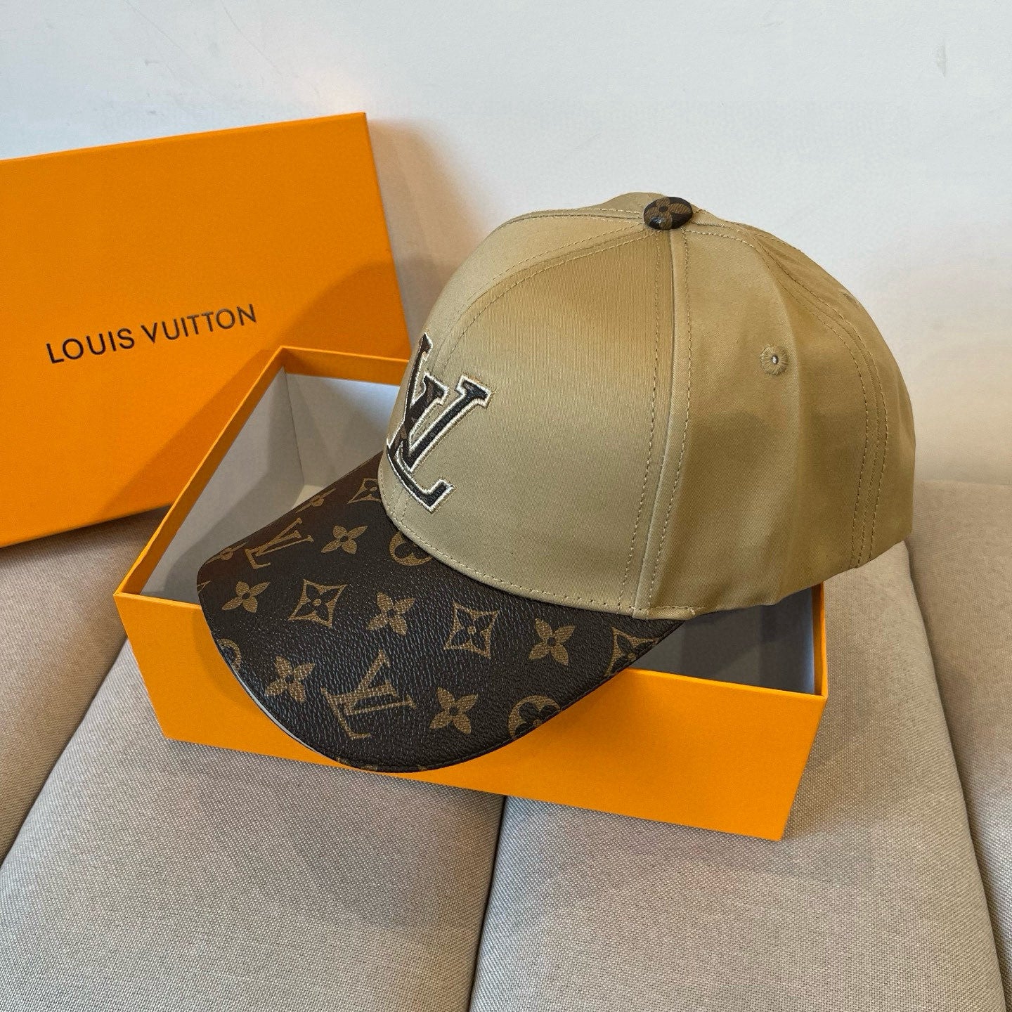M1N65E16 Popular  hats