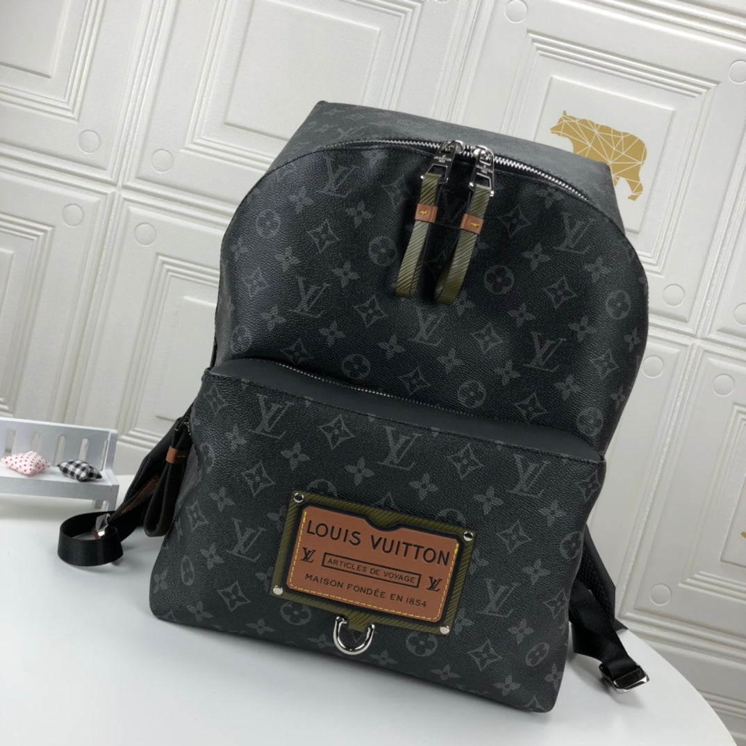 B12X44E354 Popular leather backpacks