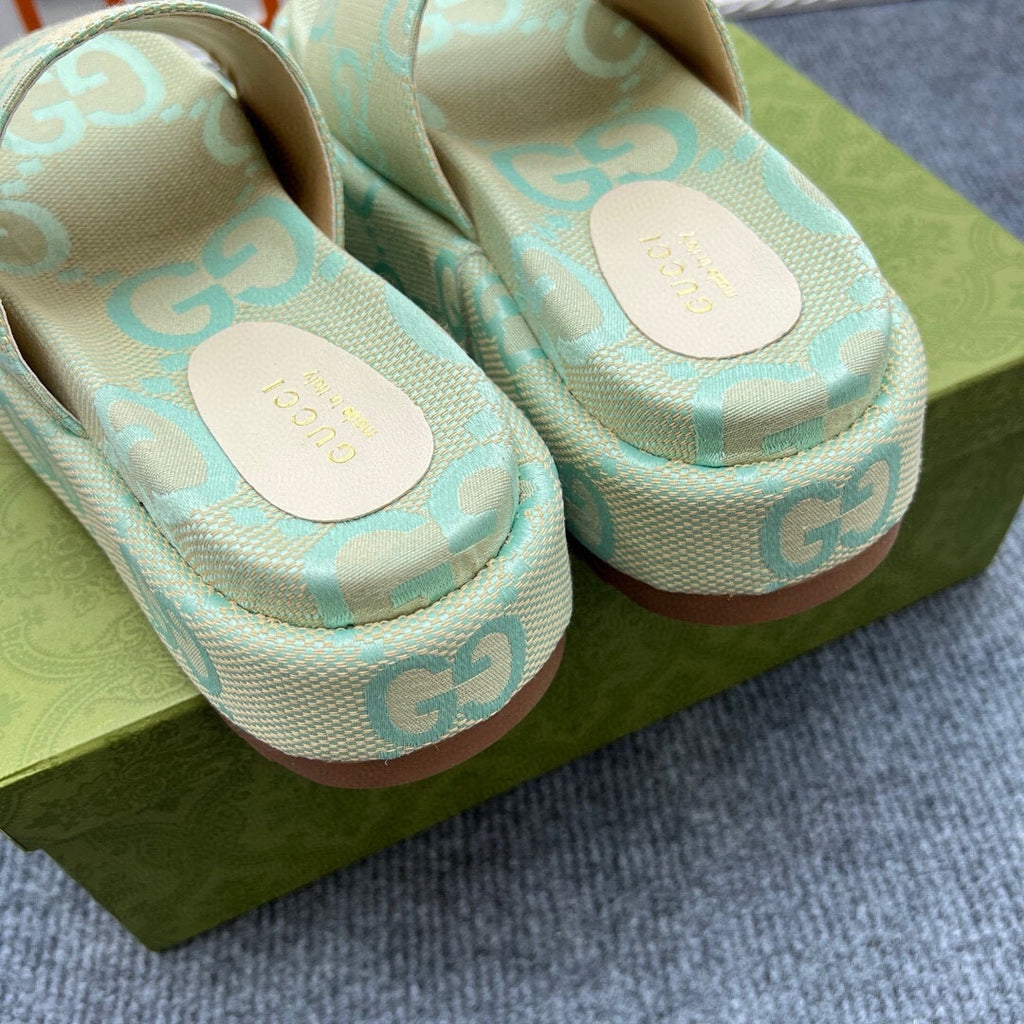 Z5ZB122 Popular slippers  Sole thickness 5.5cm