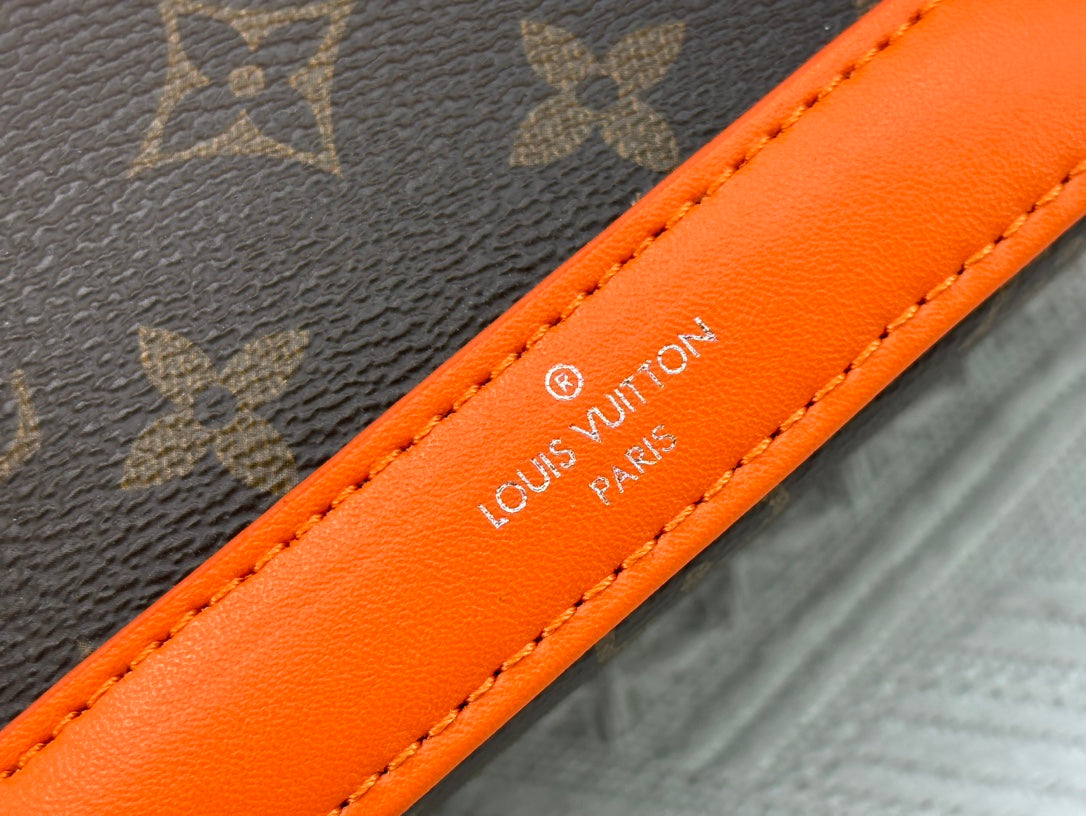 B1X55E20 Popular leather bag