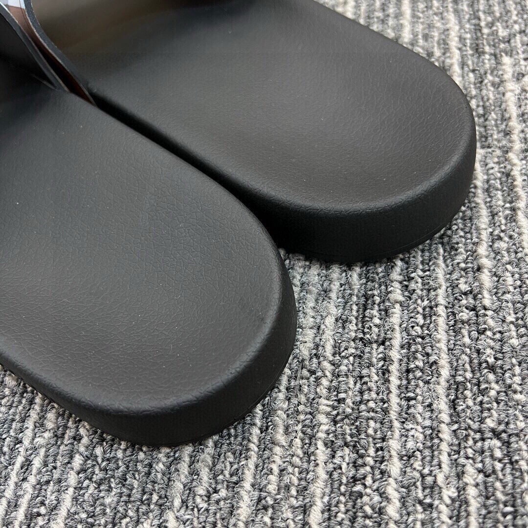 Z5Z35R258 Popular Slippers