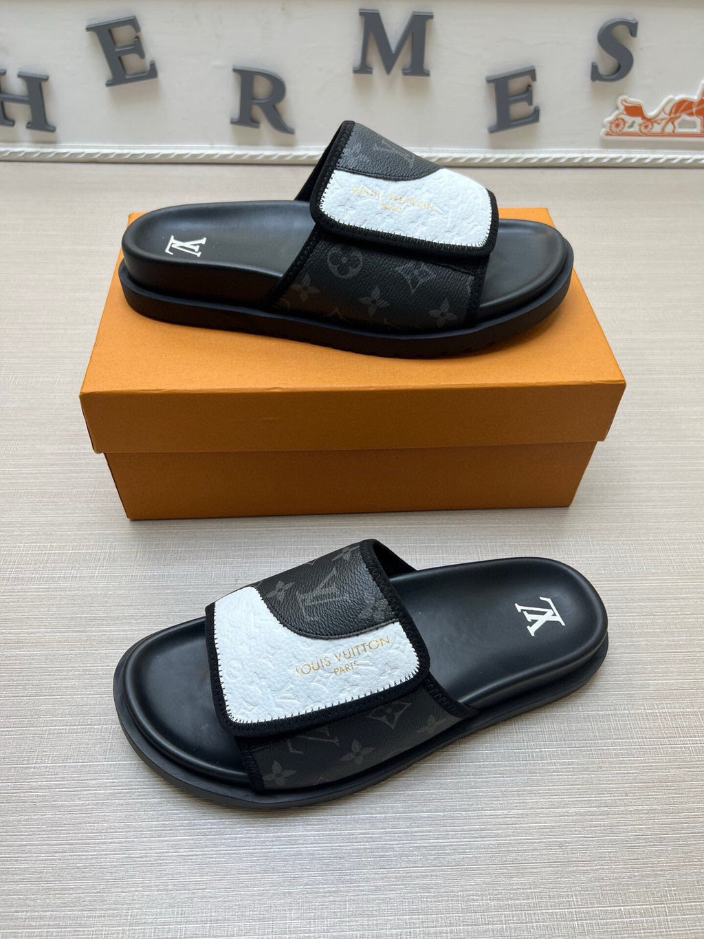 Z5WE250  Popular Slippers