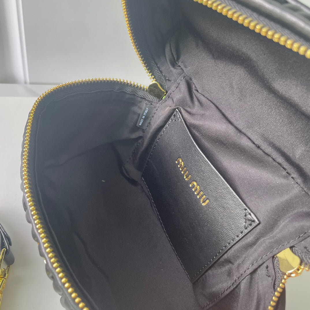 B1R15A102 Popular   leather bag